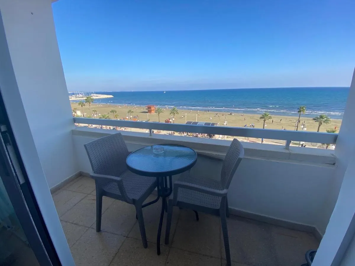 Alex Beach Apartment 33 Larnaka
