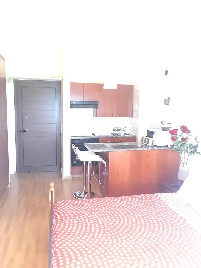 Alex Beach Apartment 33 Larnaka