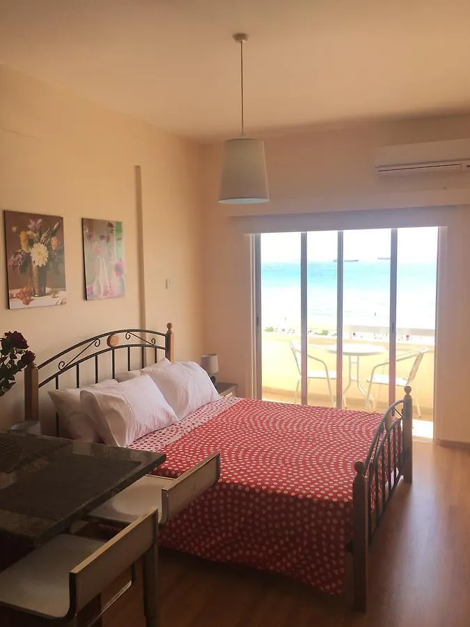 Alex Beach Apartment 33 Larnaka